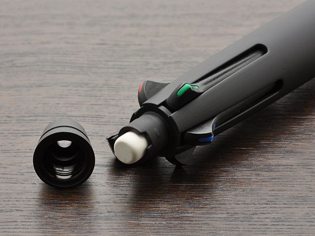 mitsubishi 三菱鉛筆 複合筆記具 ピュアモルト ジェットストリームインサイド 4＆1 ブラック MSXE5-2005-07 |  世界の筆記具ペンハウス