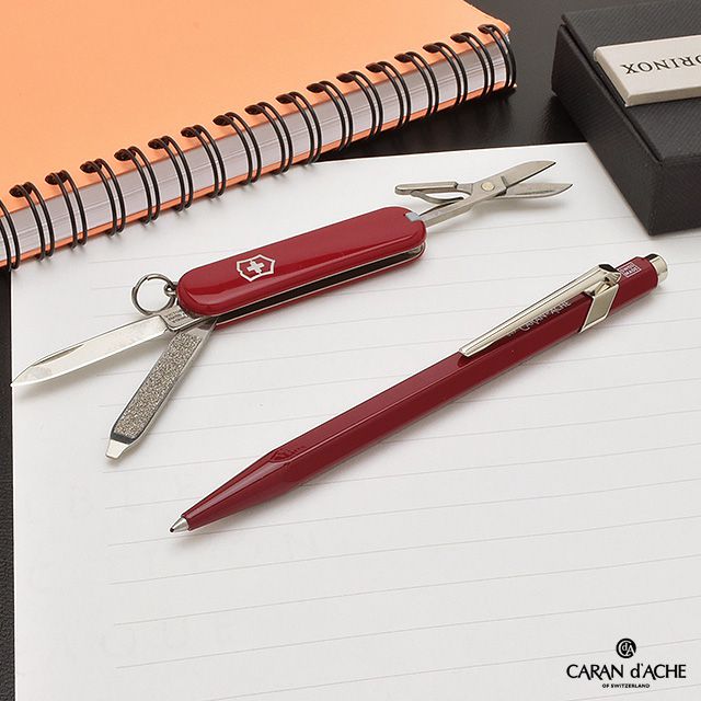 Caran D Ache カランダッシュ ボールペン 限定品 スイスギフト クラシック 849 ビクトリノックス レッドナイフ Nf8496 080 世界の筆記具ペンハウス Caran D Ache カランダッシュ ボールペン 限定品 スイスギフト クラシック 849 ビクトリノックス レッドナイフ Nf8496 080 世界の筆記具ペンハウス