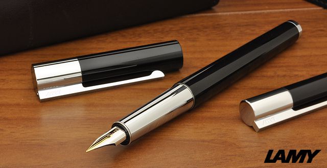 LAMY ラミー 万年筆 スカラ L79PB ピアノブラック | 世界の筆記具ペン
