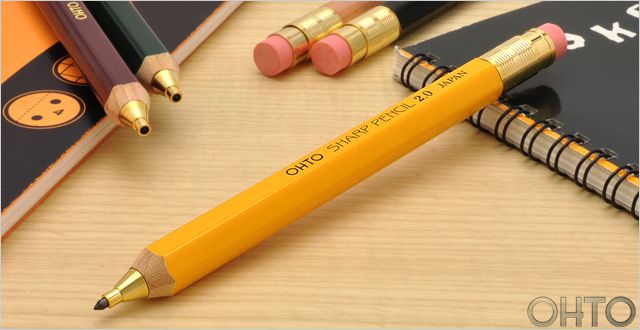 [単価549円・10セット] APS-680E-YL　オート 木軸シャープ イエロー APS-680E オート 4971516011902（10セット）