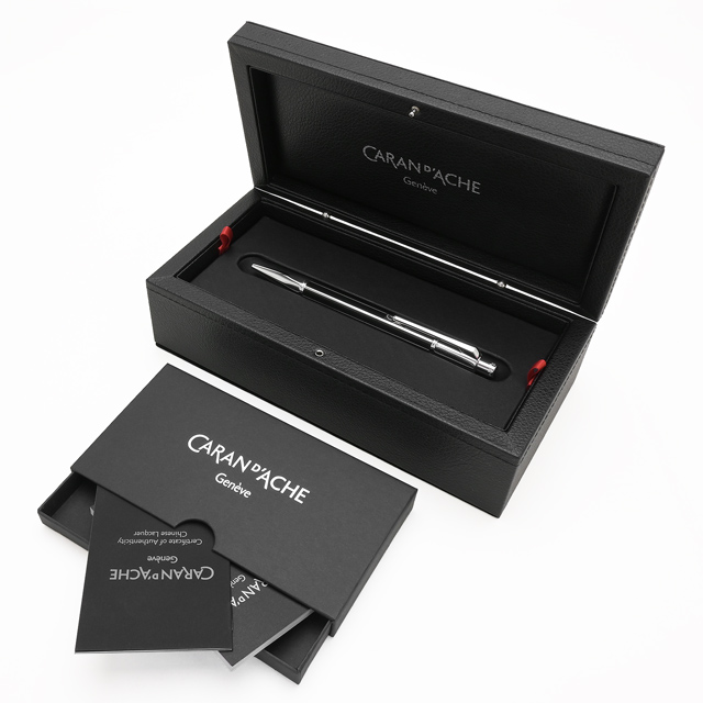CARAN D'ACHE（カランダッシュ）ボールペン バリアス コレクション 特別素材使用 4480-020 チャイナブラックラッカー