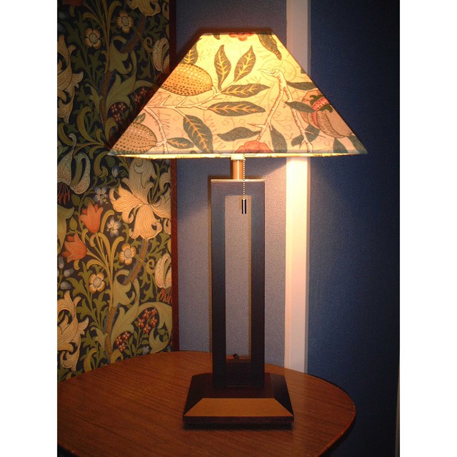 William Morris（ウィリアム・モリス） 照明器具 木製スタンド（ツインタイプ） SRM-FB-TW フルーツベージュ