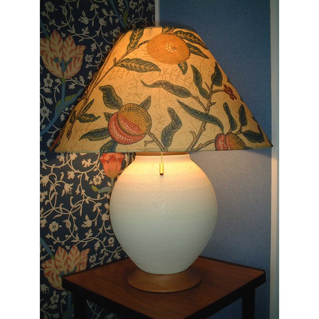 William Morris（ウィリアム・モリス） 照明器具 陶器製スタンド SRM-FY-E フルーツイエロー