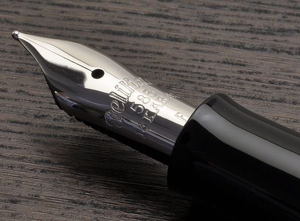 Pelikan（ペリカン）万年筆 特別生産品 M101N リザード