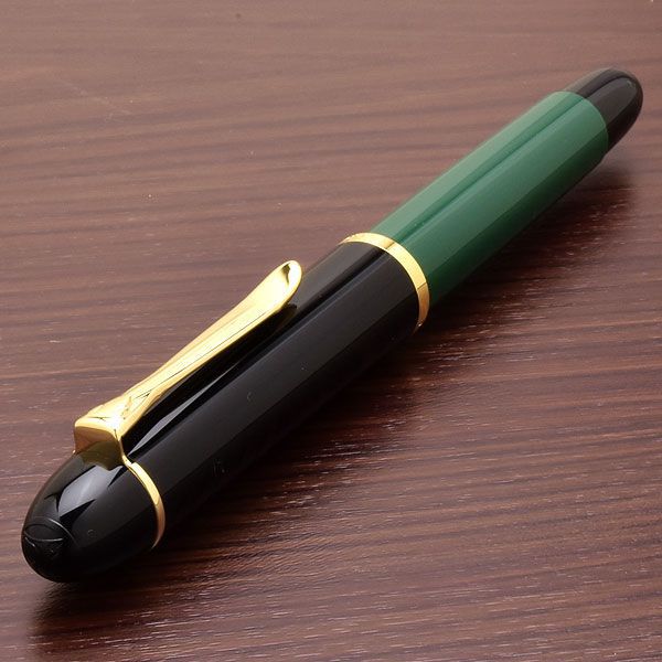 Pelikan ペリカン 万年筆 特別生産品 M120 グリーンブラック | 世界の