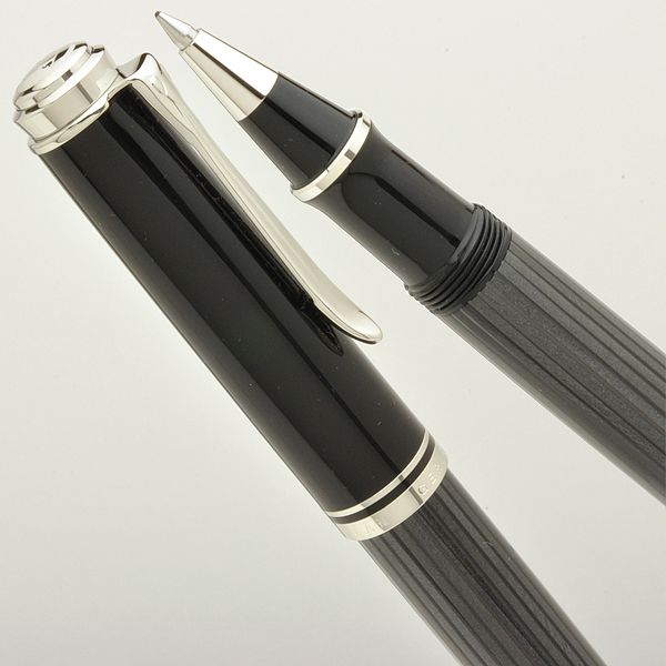 Pelikan（ペリカン）ローラーボール スーベレーン R405 ブラックストライプ