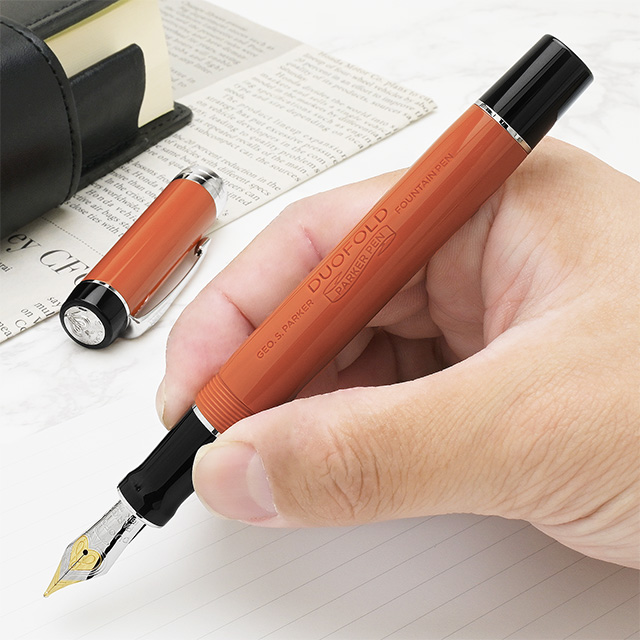 筆記時　PARKER（パーカー）万年筆 デュオフォールド クラシック ビッグレッドCT センテニアル