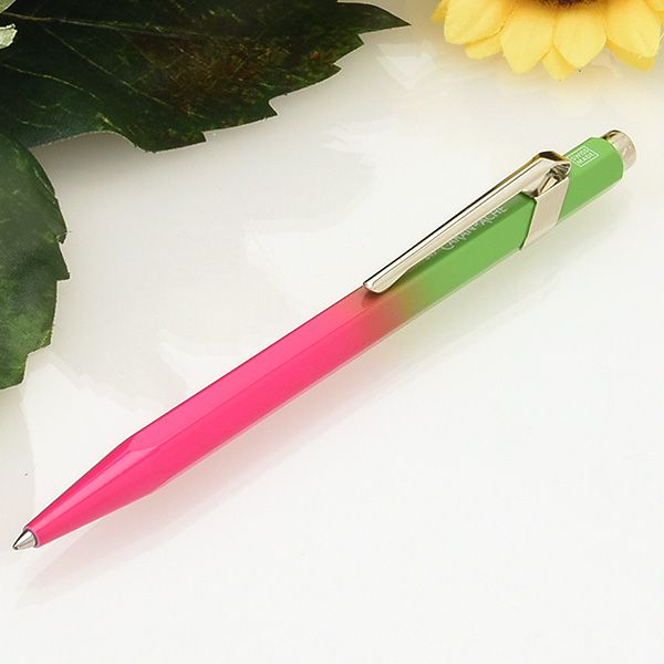 CARAN D'ACHE（カランダッシュ）ボールペン 限定品 849 トロピカル NF0849-217 リーフグリーン/フューシャピンク