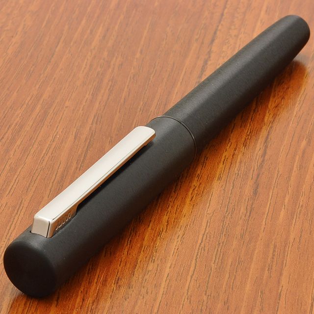 LAMY（ラミー）万年筆 アイオン L77