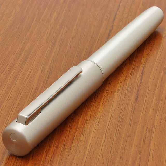 LAMY（ラミー）万年筆 アイオン L77