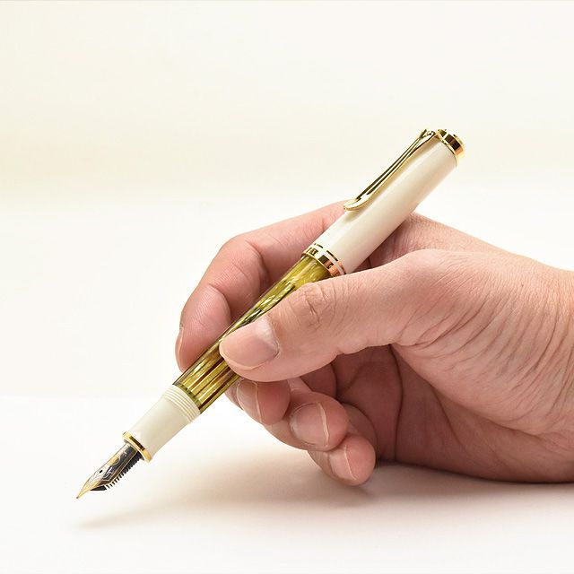 Pelikan（ペリカン）万年筆 スーベレーン M400【ギフト化粧箱入りボトルインク付】