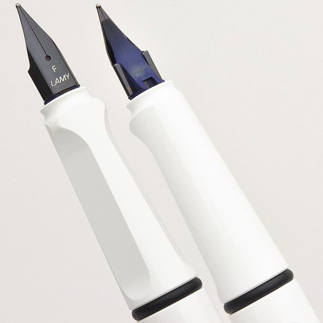 LAMY（ラミー）万年筆 2019年限定カラー サファリ ホワイト ブラッククリップ 日本限定モデル L19WT