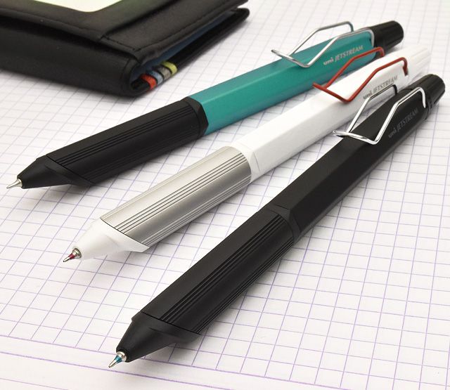 三菱鉛筆 3色ボールペン ジェットストリーム エッジ3 0.28mm 【数量限定カラー】