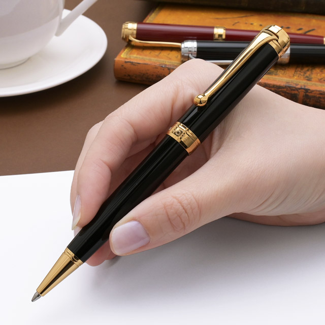 AURORA（アウロラ）ボールペン タレンタム ゴールド ブラック D32-N