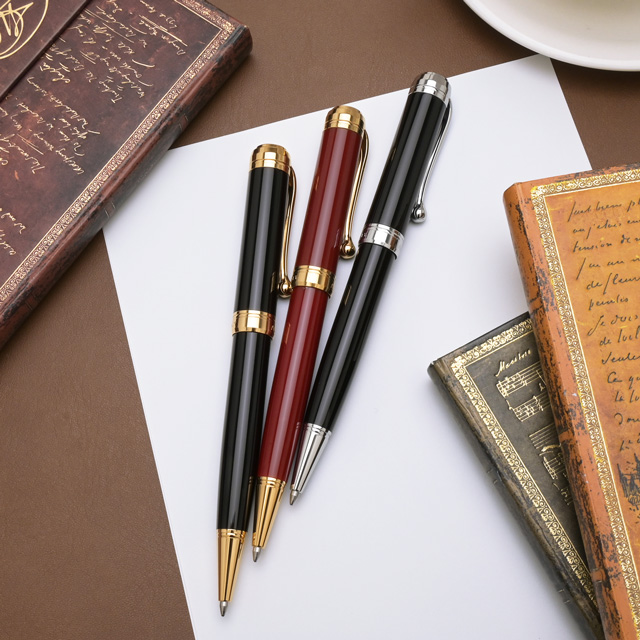 AURORA（アウロラ）ボールペン タレンタム ゴールド ブラック D32-N