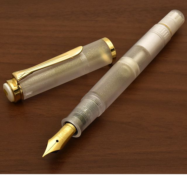 即日出荷OK】Pelikan ペリカン 万年筆 特別生産品 クラシック M200 ...