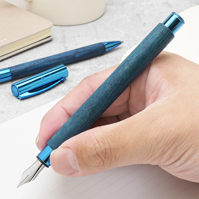筆記時 FABER-CASTELL(ファーバーカステル) 限定品 万年筆 アンビション ブルーウッド