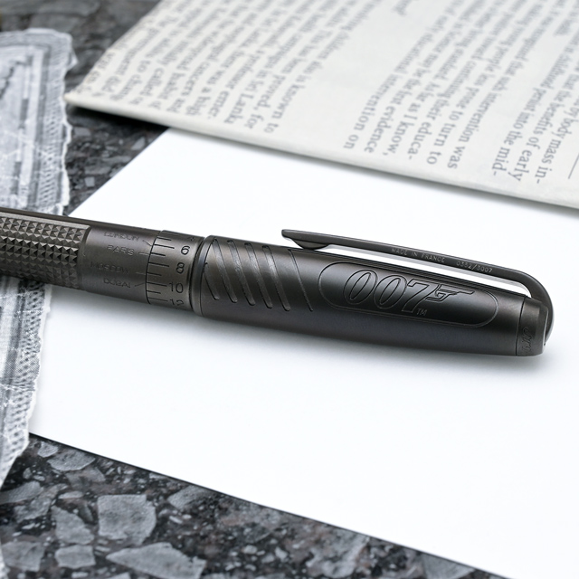 S.T. Dupont ゴールド ボールペン ジェームズボンド 007 限定品 S.T. Dupont ゴールド ボールペン ジェームズボンド 007 限定品