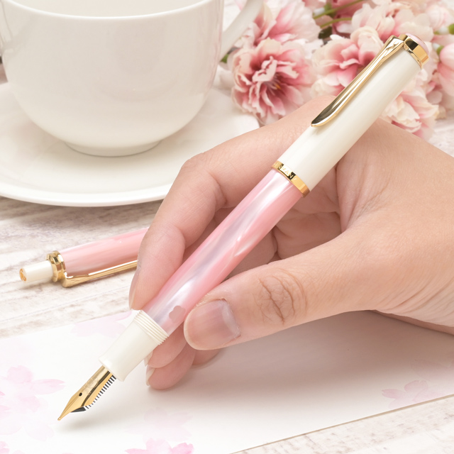 ペリカン 万年筆 Pelikan 特別生産品 クラシック M200 チェリー