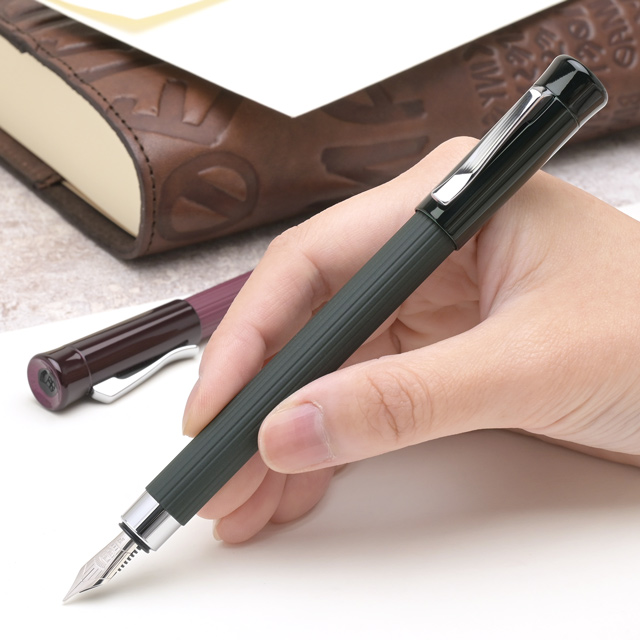 FABER-CASTELL ファーバーカステル 万年筆 タミシオ ダークグリーン