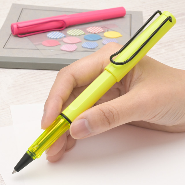 LAMY ラミー 2026年限定 ローラーボール サファリ ネオンピンク ネオン