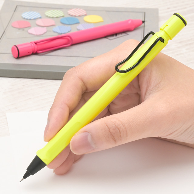 LAMY ラミー 2026年限定 ペンシル サファリ ネオンピンク ネオン