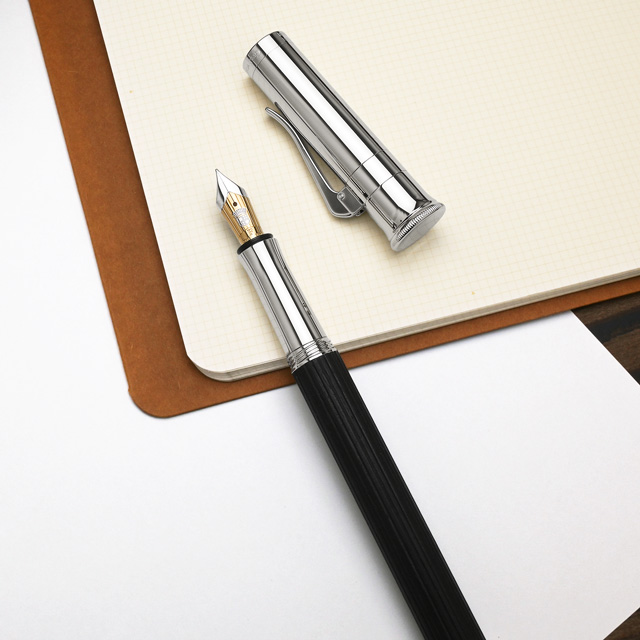 未使用 ファーバーカステル 万年筆 クラシックコレクション プラチナコーティング FABER-CASTELL ファーバーカステル 万年筆 クラシック